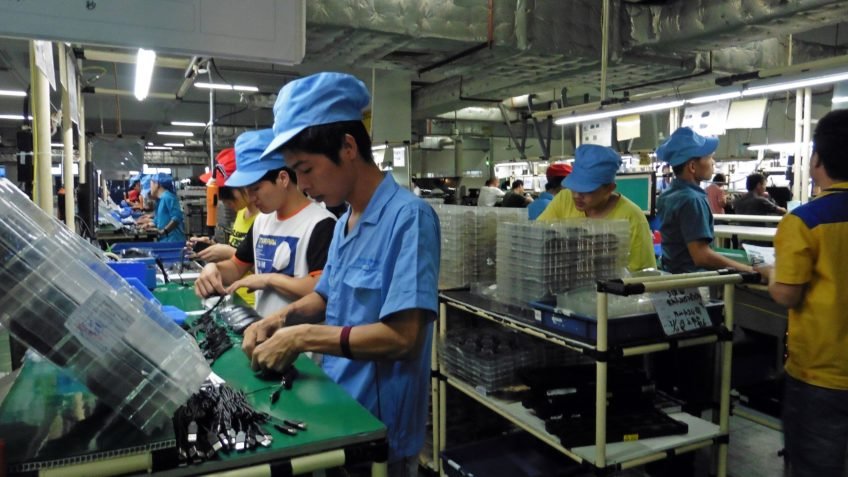 Setor manufatureiro da China retoma expansão em outubro