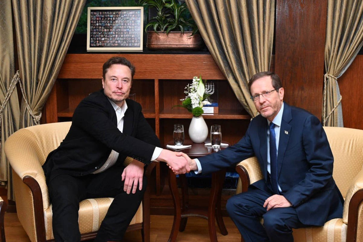 Israel: Presidente fala com Musk sobre reféns, diz TV -