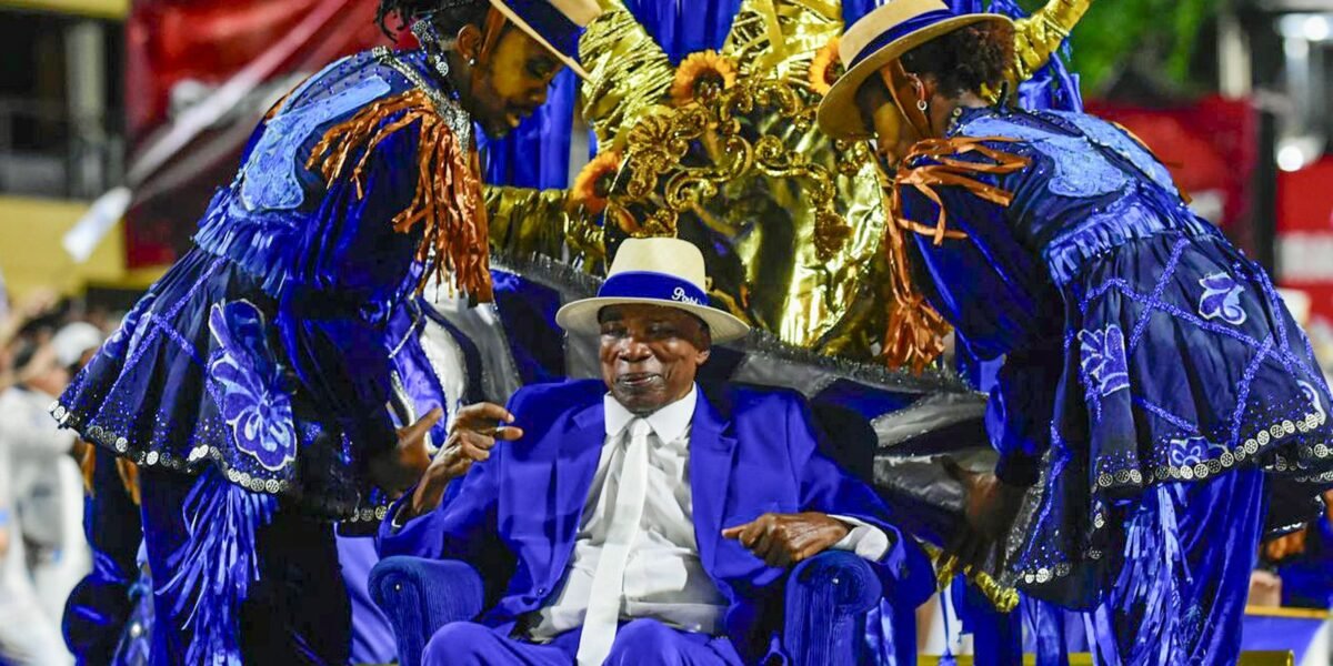 Um trem azul da Portela vai levar Milton Nascimento para