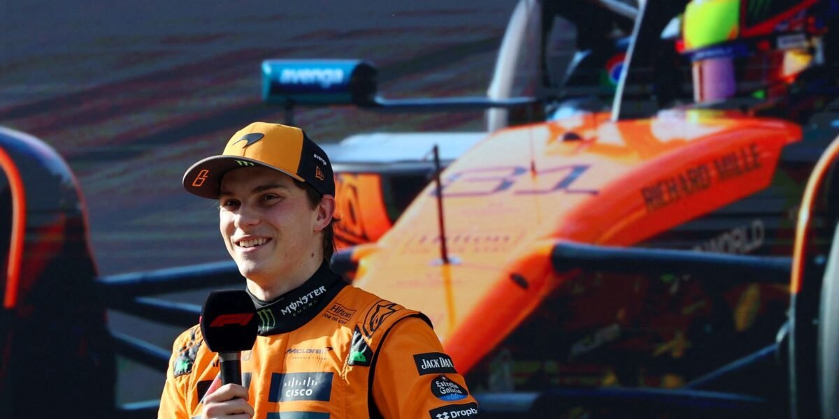 Australiano Oscar Piastri larga na frente no GP da China