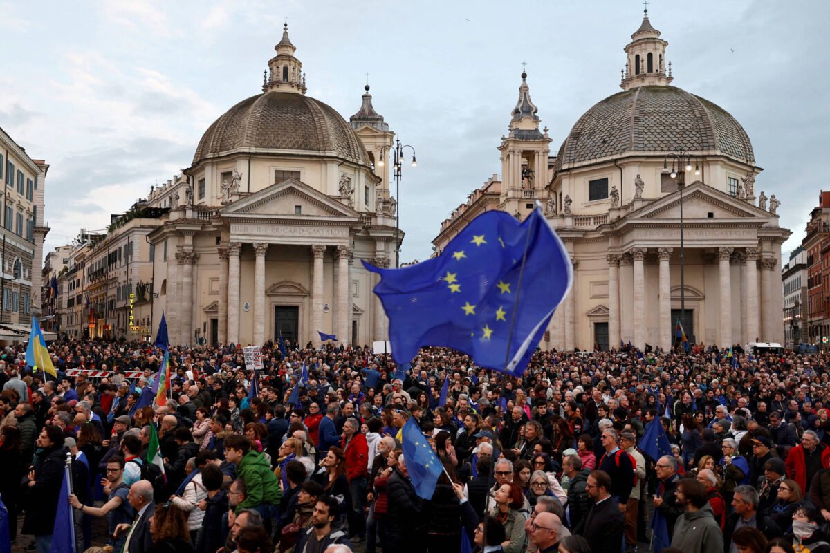 Roma tem protestos contra e a favor da União Europeia