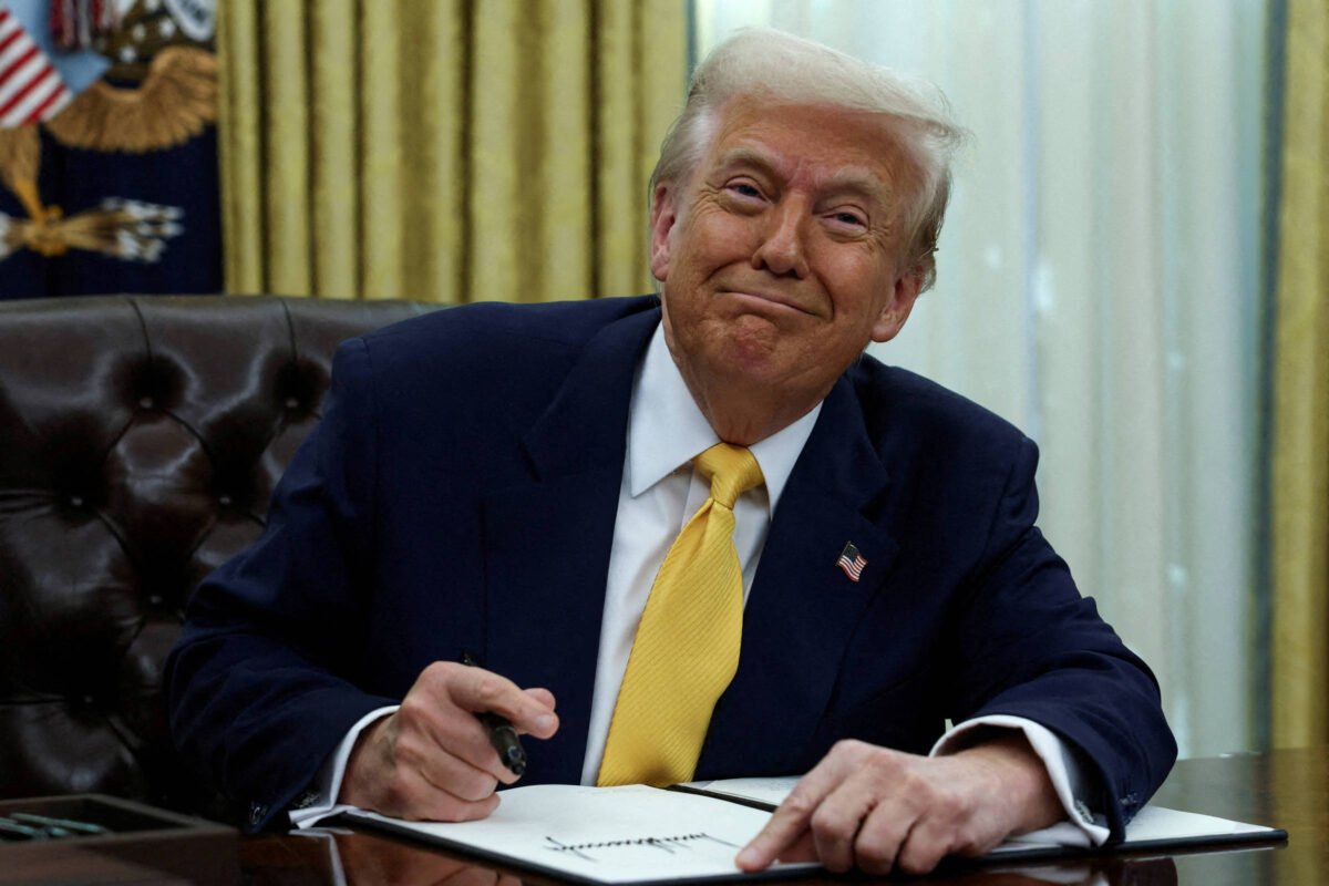Trump: Juiz prorroga prazo para detalhes sobre deportação - 19/03/2025