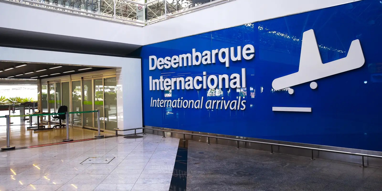 Brasil começa a exigir visto para EUA, Canadá e Austrália