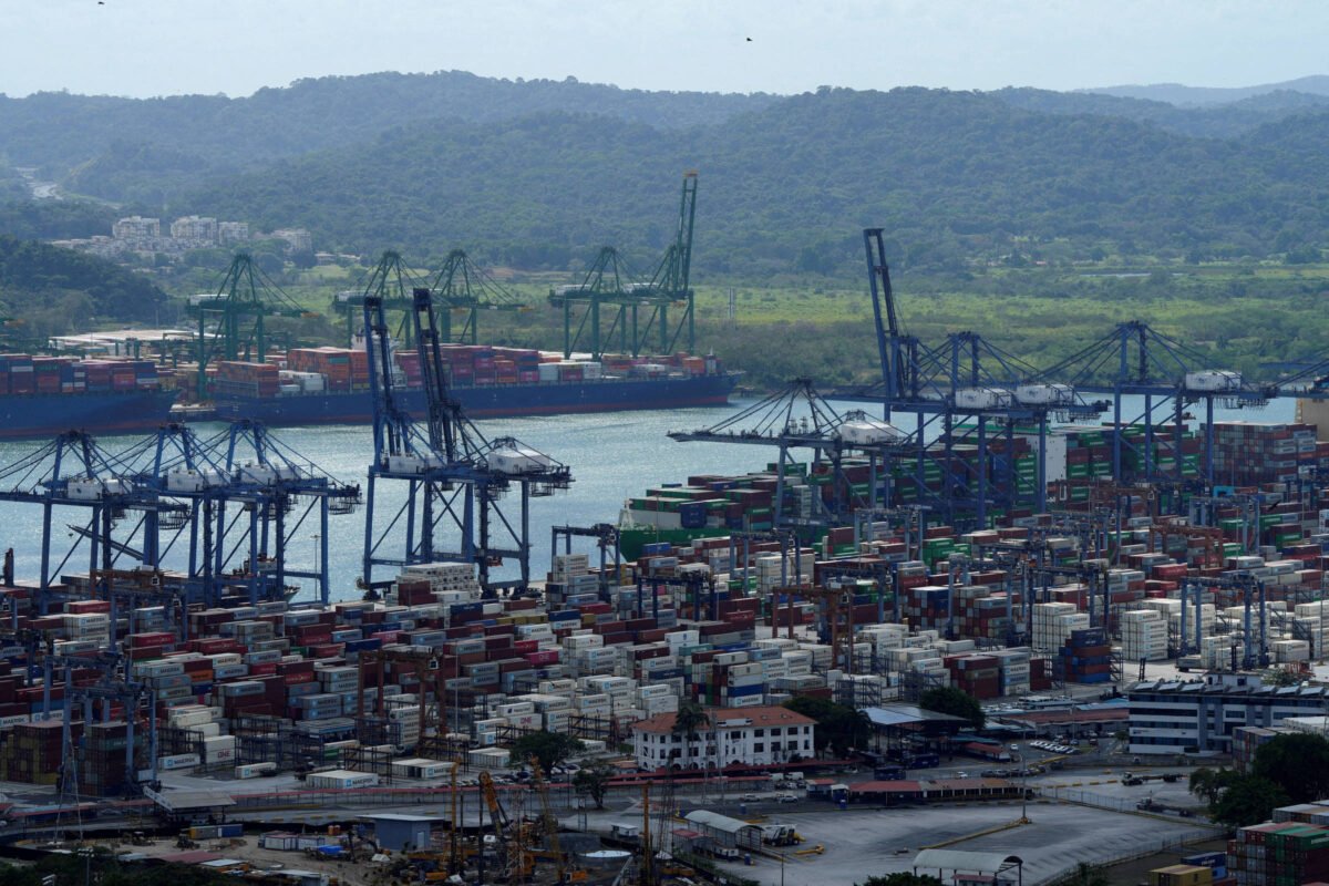 China tem limitação para evitar venda de portos no Panamá