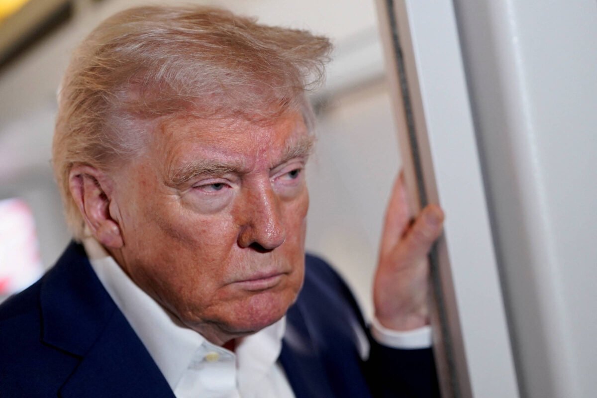 EUA: Trump exige cadastro de estrangeiros irregulares - 12/04/2025 -