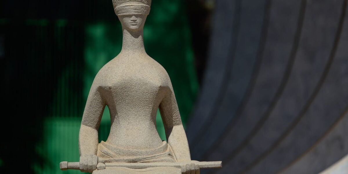 STF retoma julgamento sobre revista vexatória nos presídios