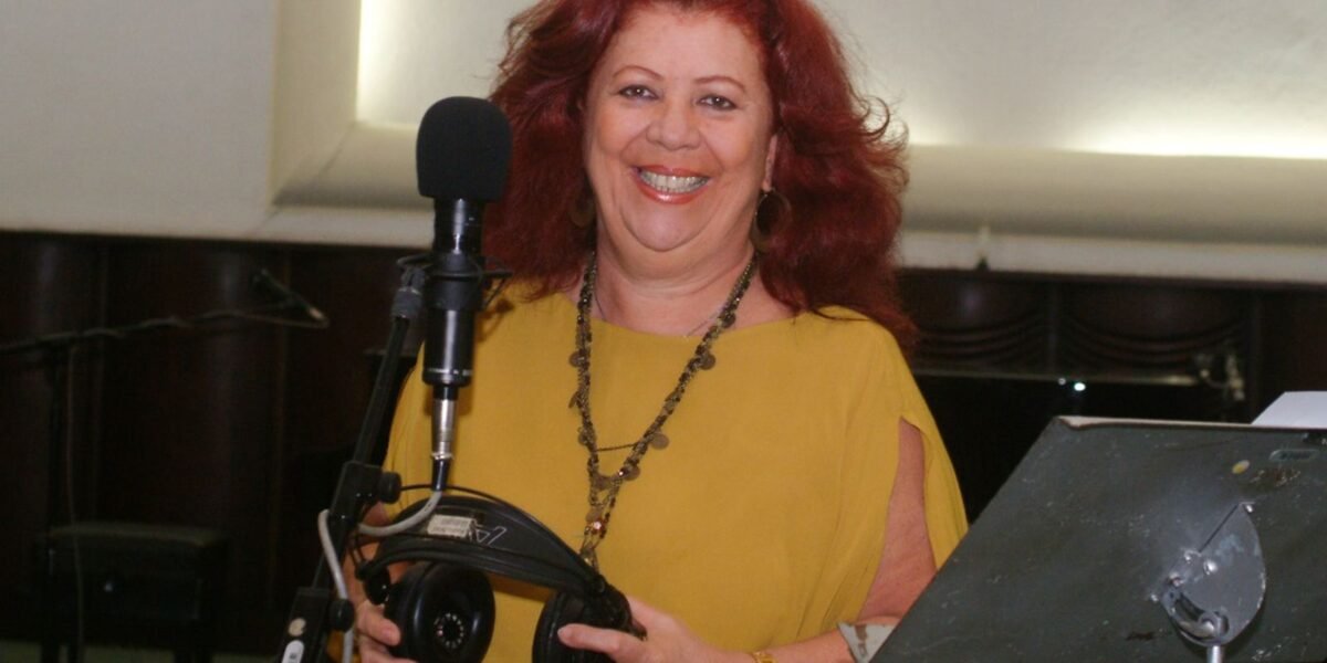 Beth Carvalho é homenageada no programa Samba na Gamboa, da