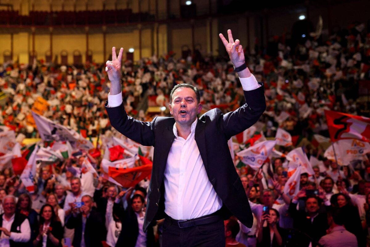 'Cansado de eleições', Portugal vai às urnas neste domingo -