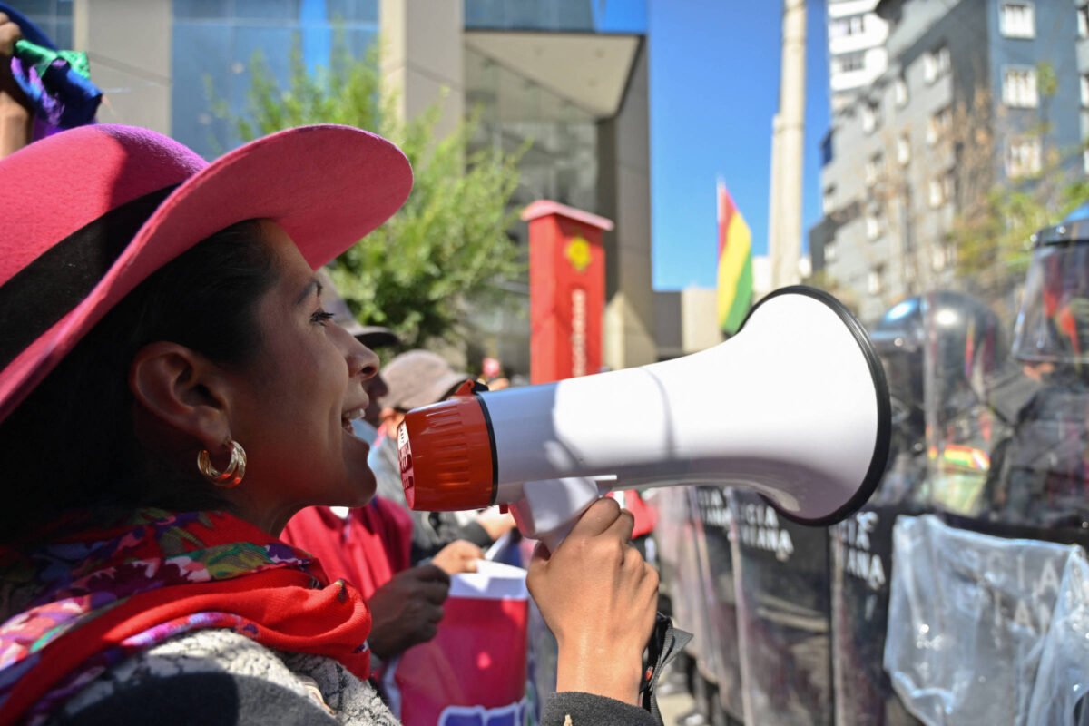 Evo Morales: apoiadores protestam e 20 são presos - 30/05/2025