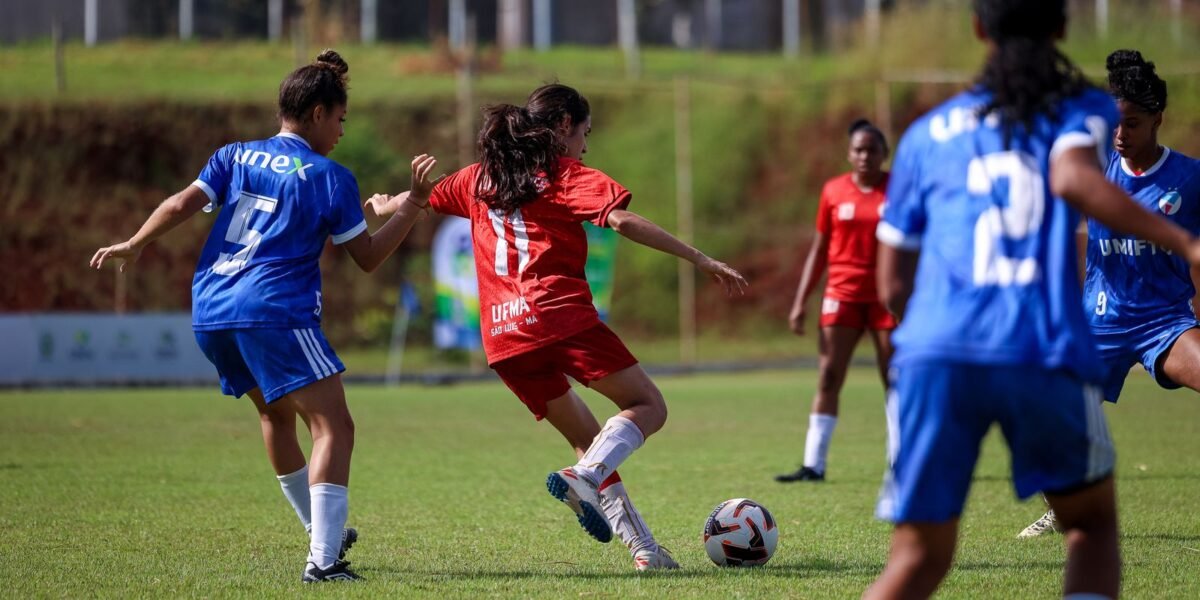 JUBs futebol começa com destaque para a disputa feminina