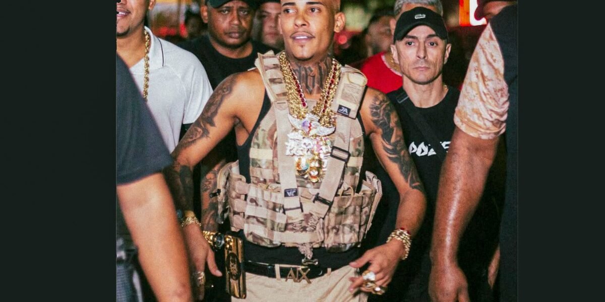 Justiça mantém a prisão do MC Poze do Rodo por