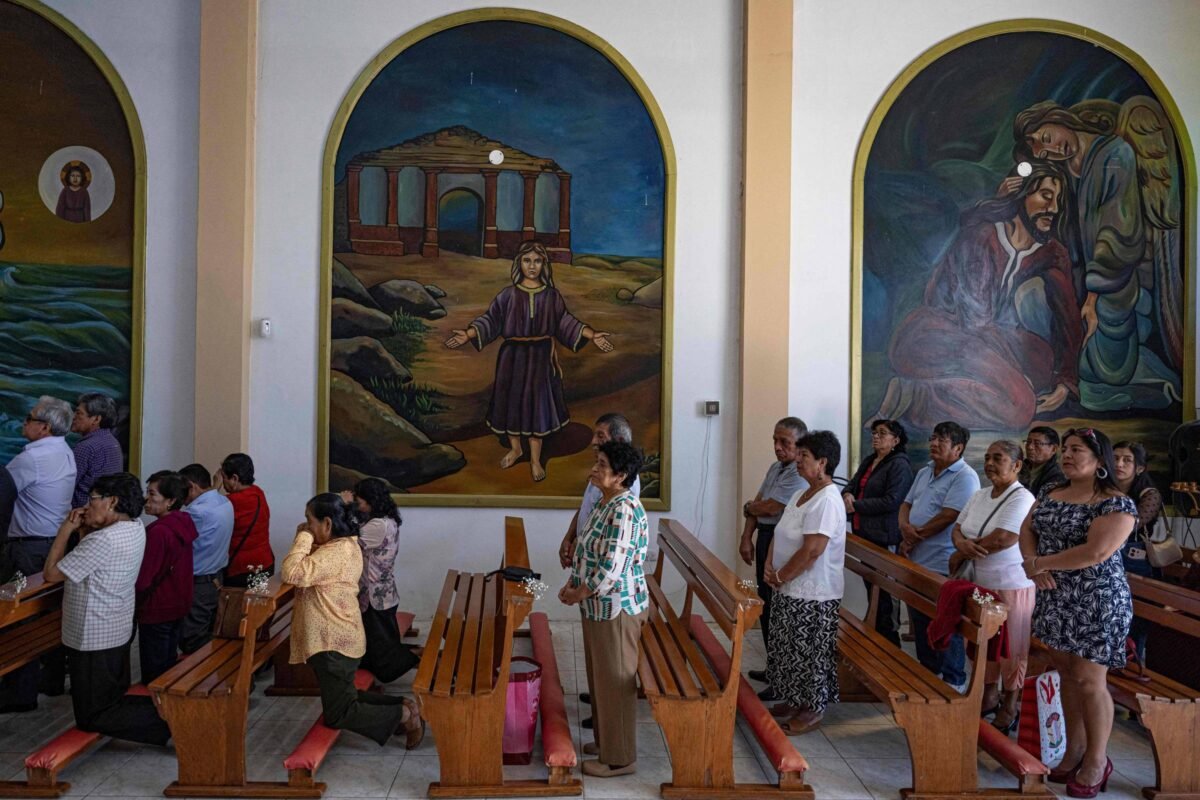 'Leão 14 nos colocou no mapa', dizem moradores peruanos -