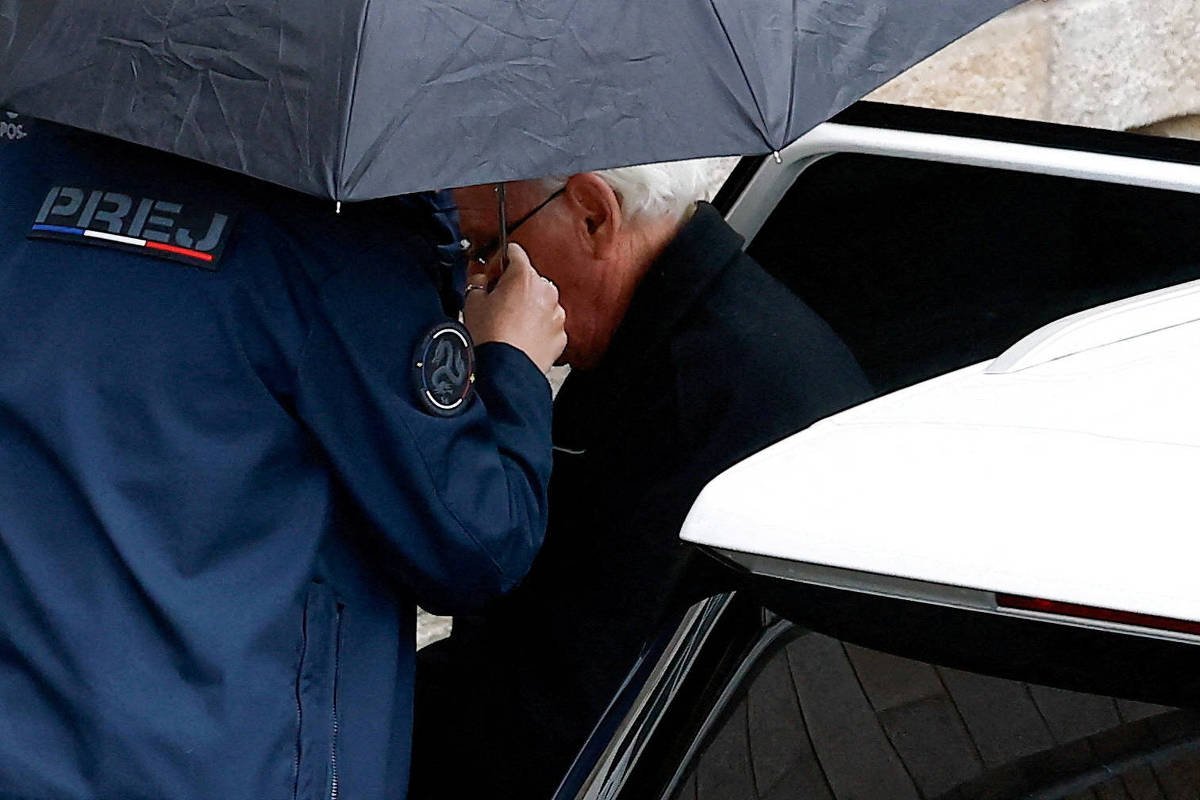 Médico francês que abusou pacientes é condenado a 20 anos