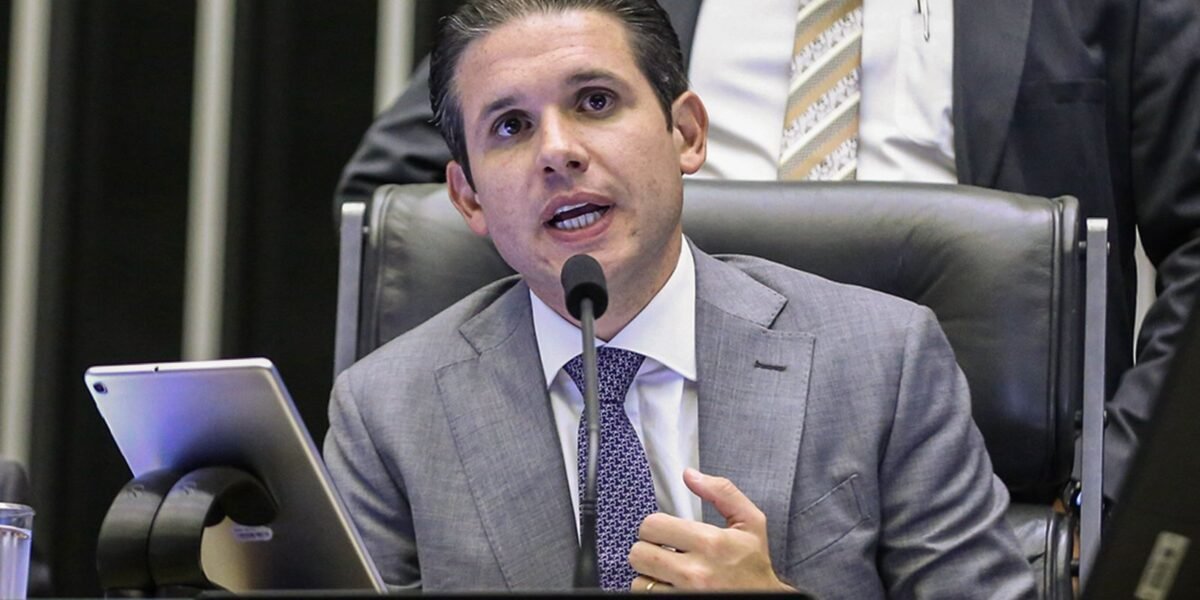 Motta defende participação de bancos no debate da isenção do