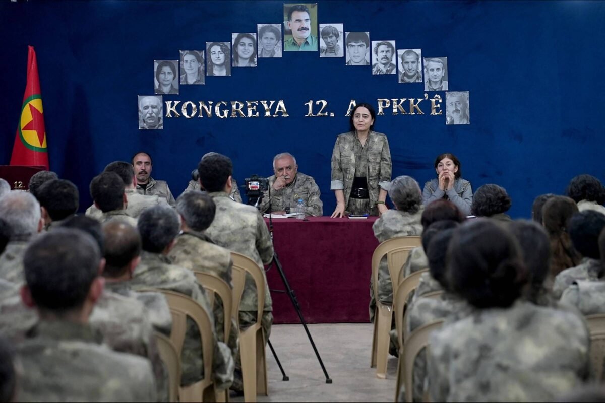 Partido curdo anuncia fim de luta contra Turquia - 12/05/2025