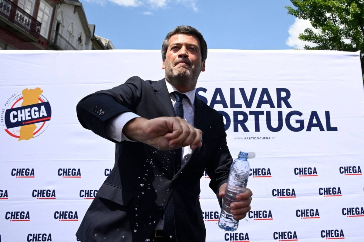 Portugal: líder da ultradireita é levado a hospital - 13/05/2025