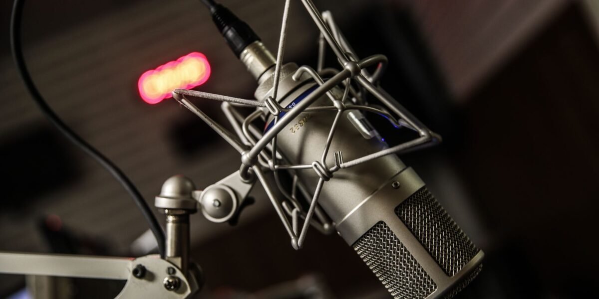 Rádio Nacional atinge 400 mil pessoas por mês e ganha