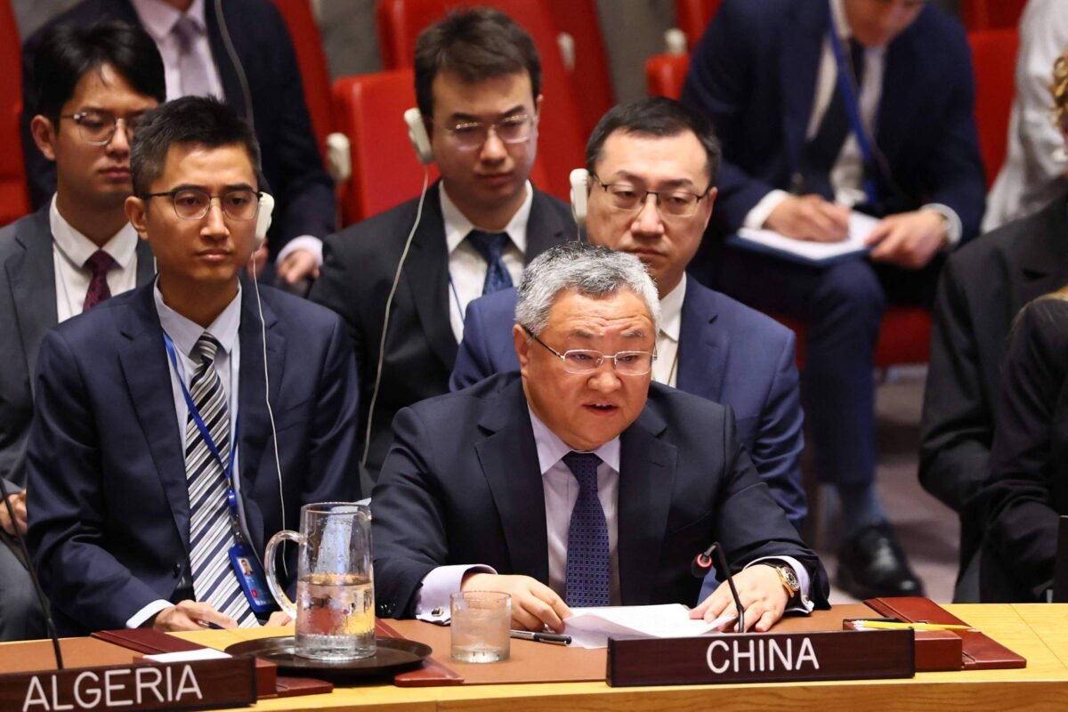 China: Boa relação com Irã e Israel não garante mediação