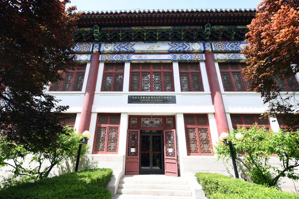 China destoa dos EUA e busca mais estudantes brasileiros -