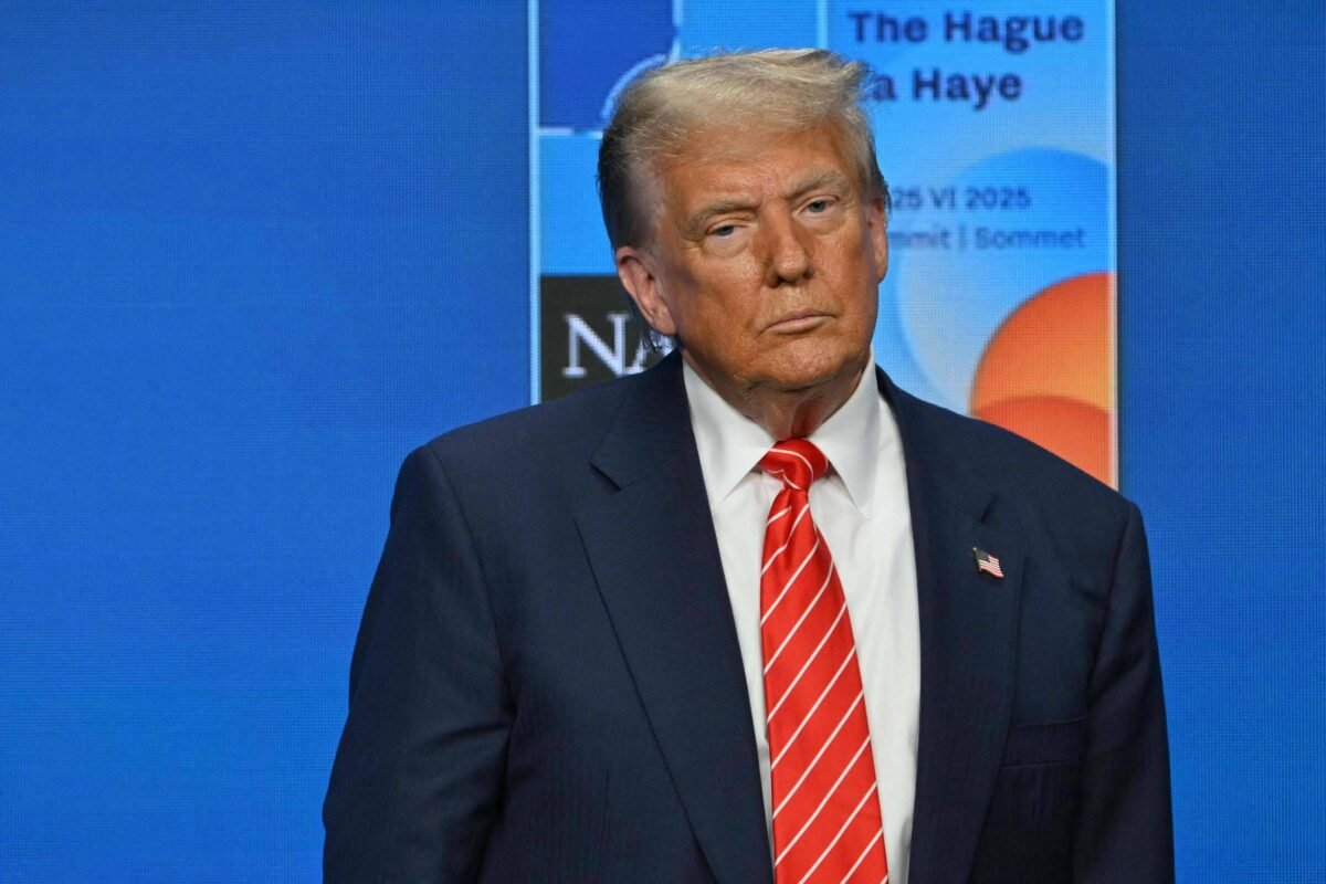 Em vitória para Trump, Suprema Corte limita ação de tribunais