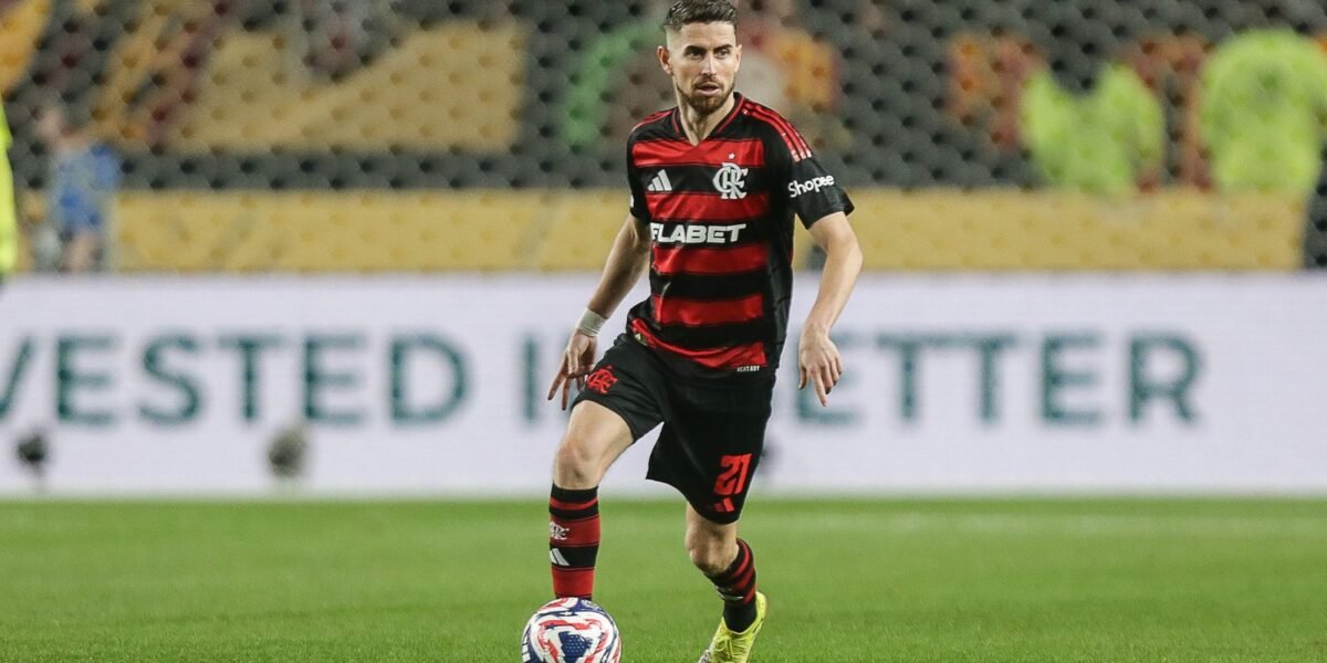 Flamengo encara Bayern por vaga nas quartas do Mundial