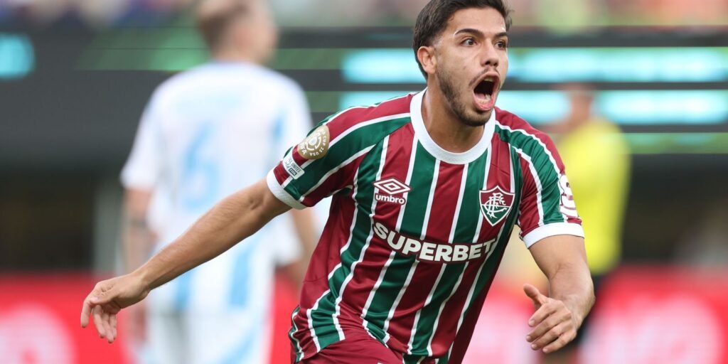 Fluminense vence e mantém Brasil invicto na Copa do Mundo