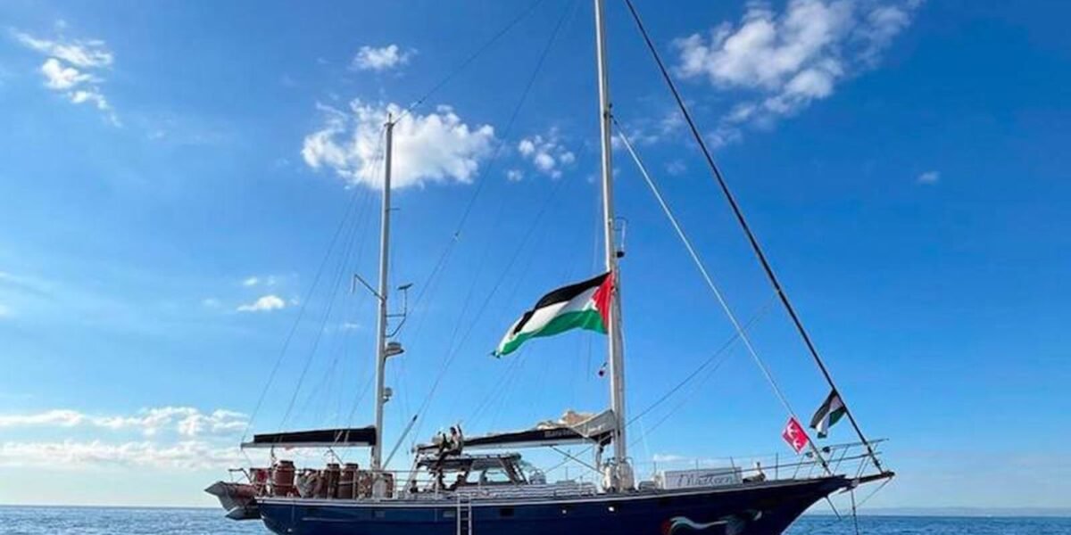 Israel diz que impedirá barco com ativistas de chegar a