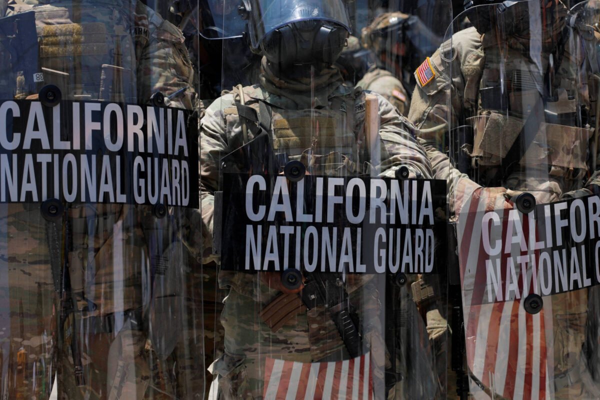 Los Angeles: Trump rompe tradição ao usar Guarda Nacional -