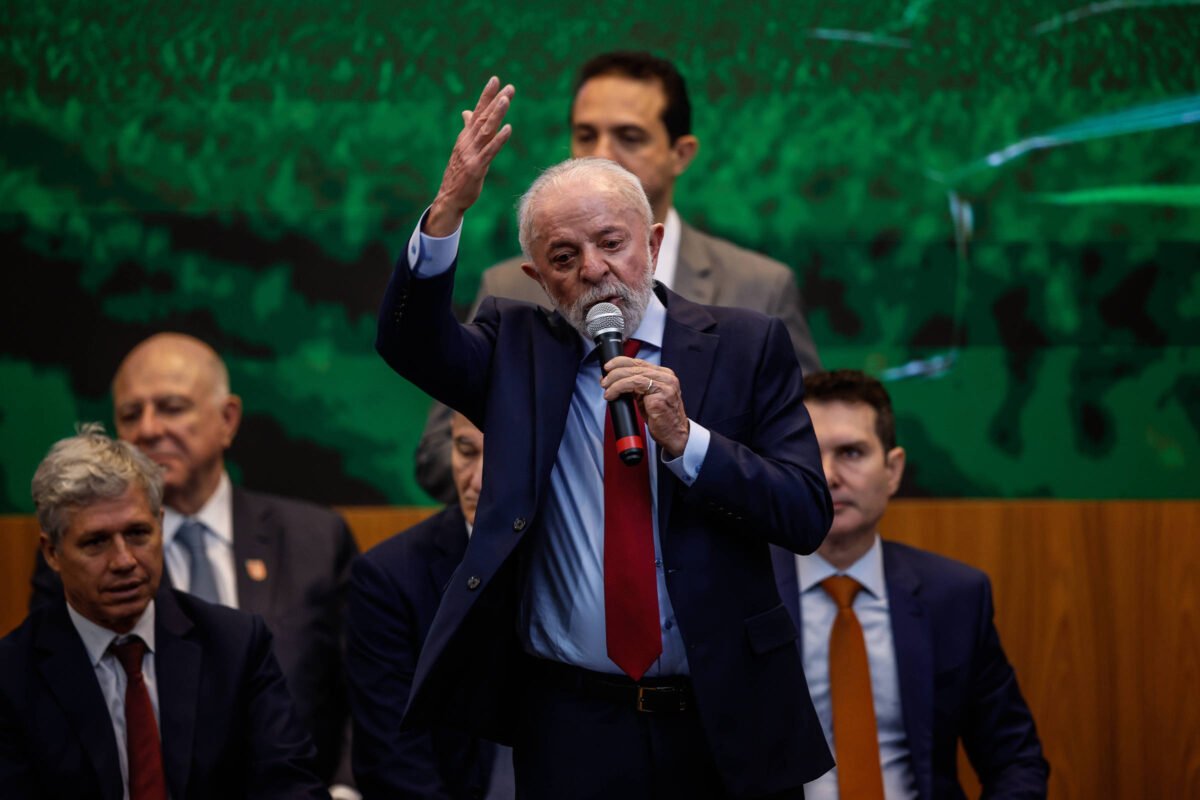 Lula: Trump devia ser menos internet, mais chefe de Estado