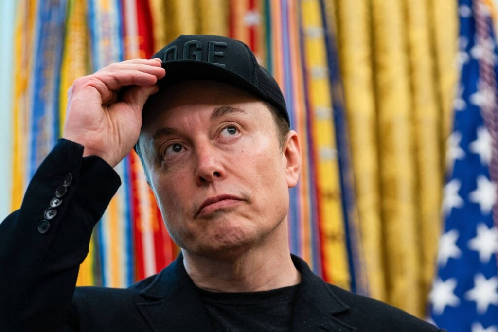 Musk volta a criticar Trump por projeto de impostos e