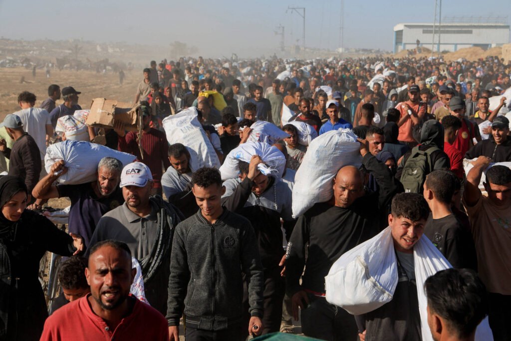 Órgão em Gaza usa redes para anunciar ajuda humanitária -