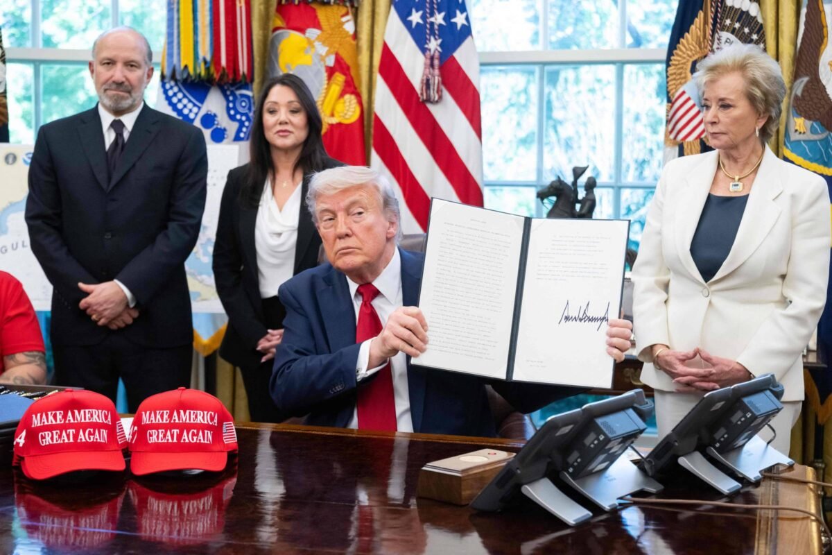 Trump pede ao Supremo para acabar com pasta da Educação