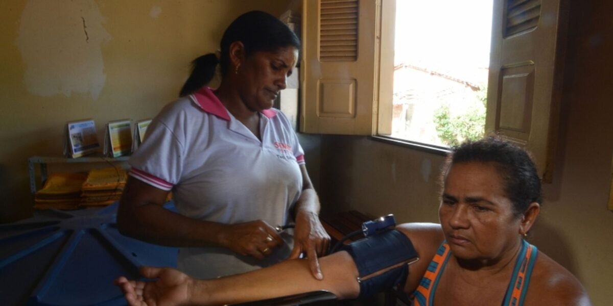 Um terço dos médicos deixou Atenção Primária à Saúde entre