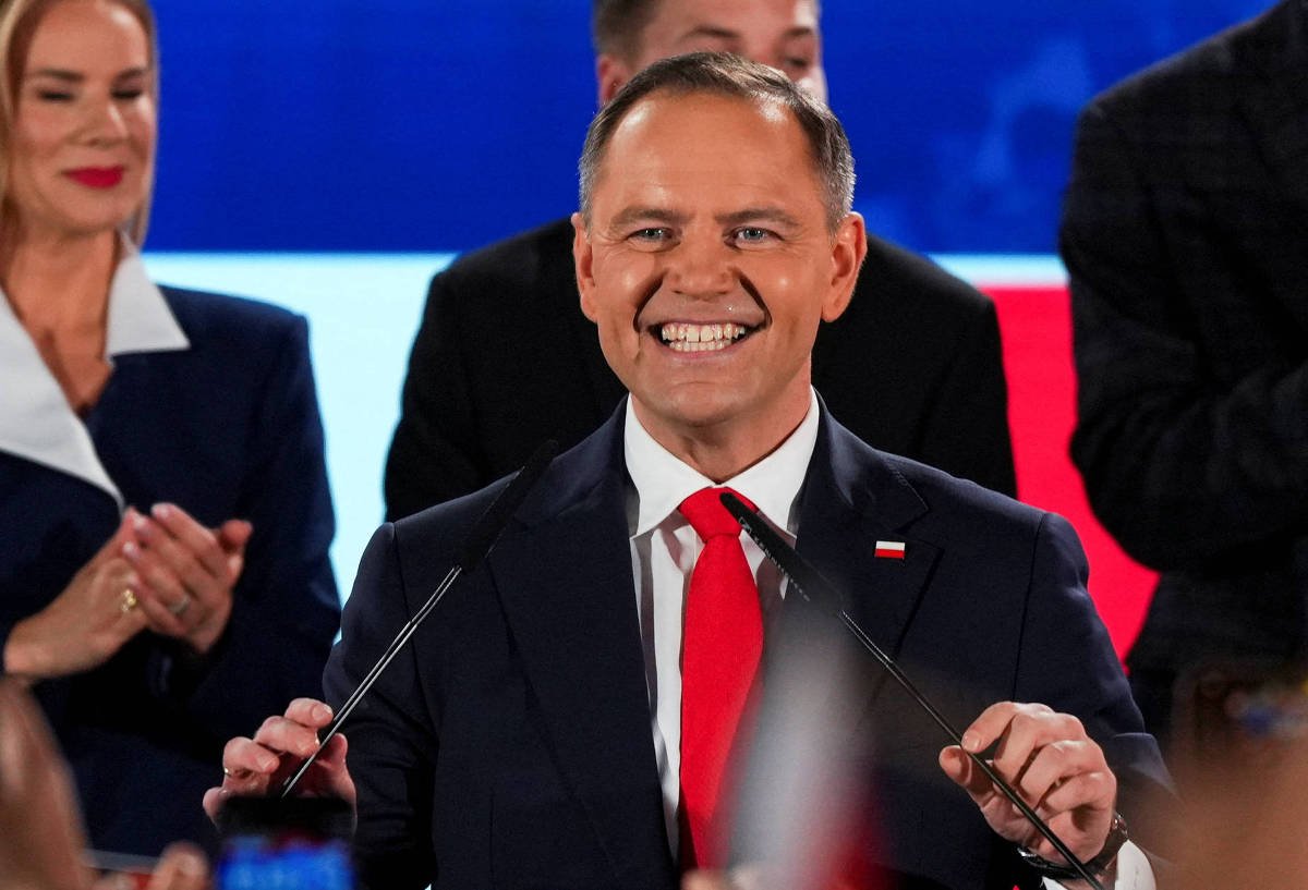 Vitória de historiador sem experiência divide Polônia - 02/06/2025 -