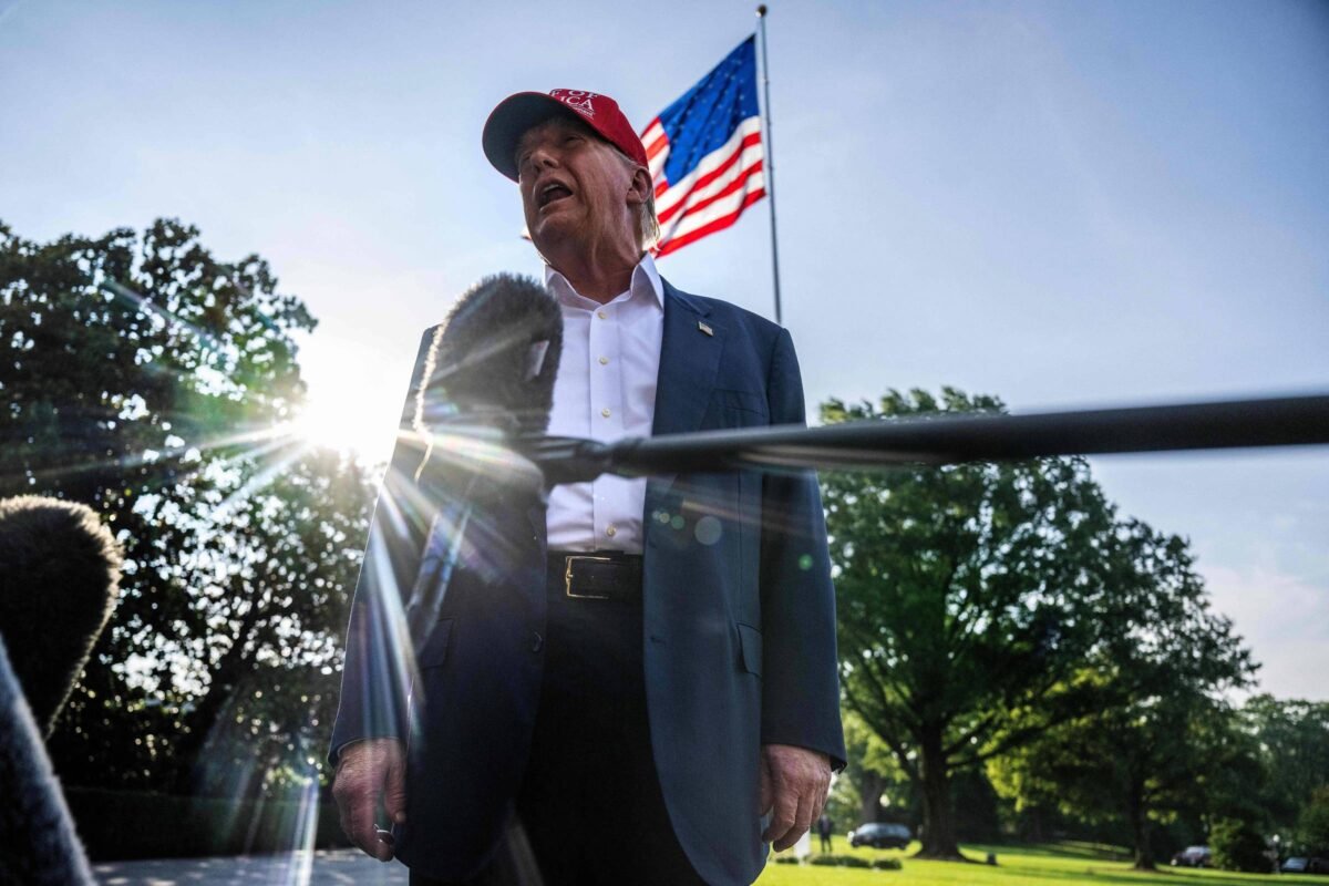 CBS pagará milhões a Trump após acusação de manipulação -