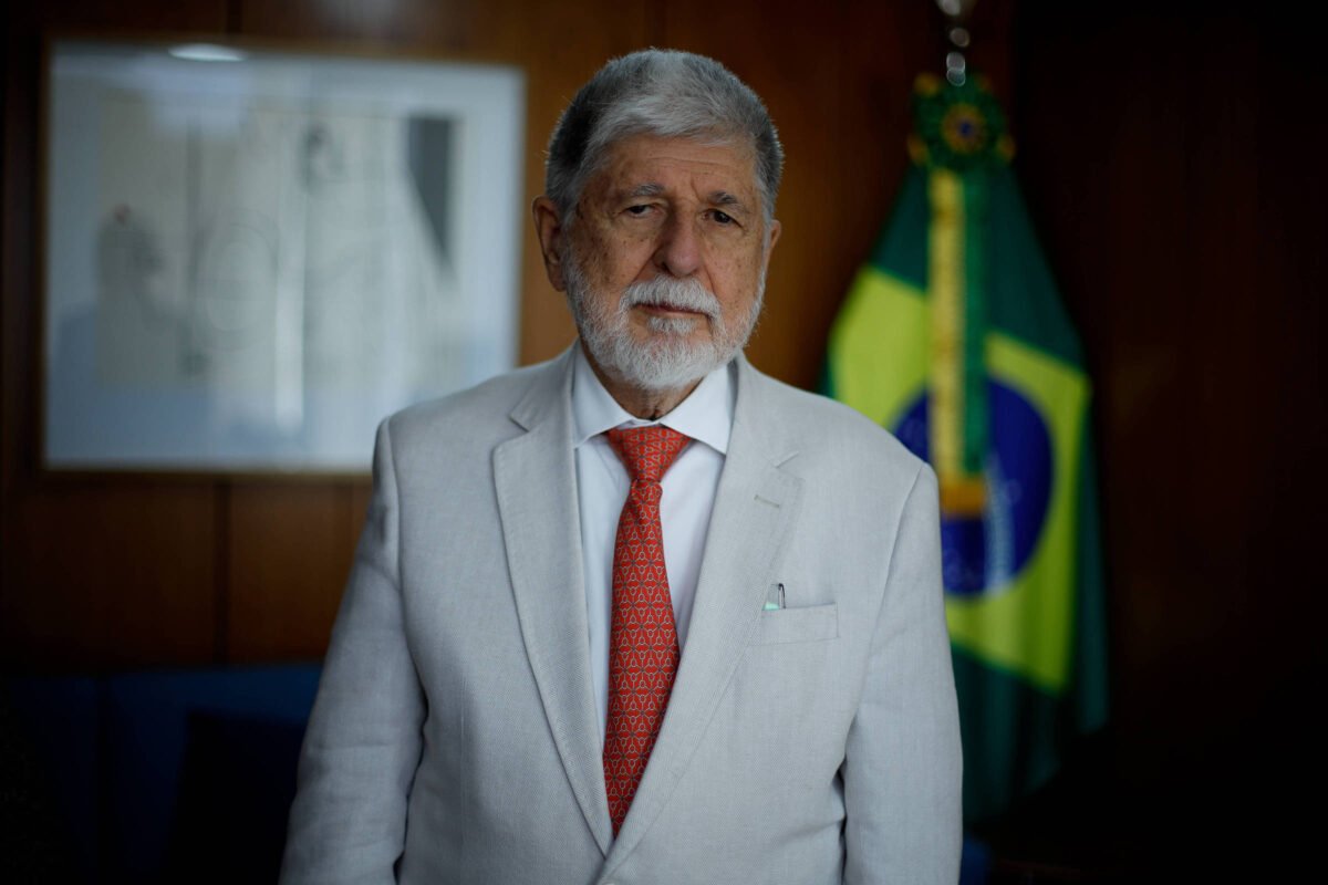 Celso Amorim defende relação mínima do Brasil com Israel -