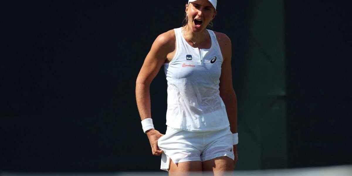 Duplas de Bia Haddad e Luísa Stefani avançam às oitavas