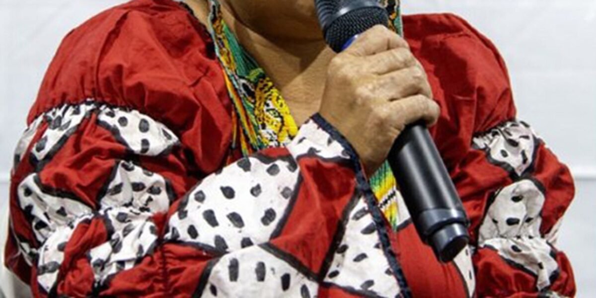 Filme mostra reencontro de pai e filhas indígenas 40 anos