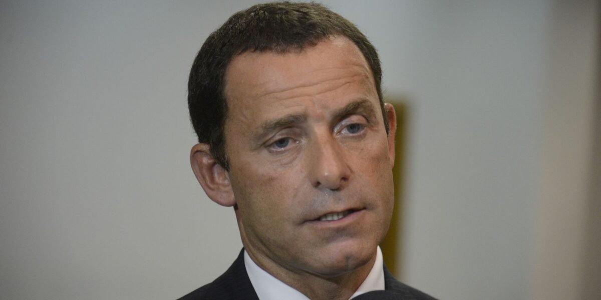 Justiça determina retorno de ex-secretário de Polícia do Rio à