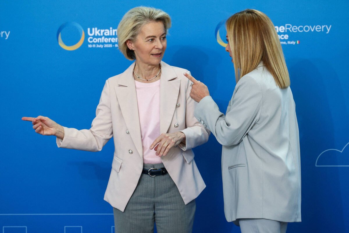 Presidente da Comissão Europeia sobrevive a moção de censura no