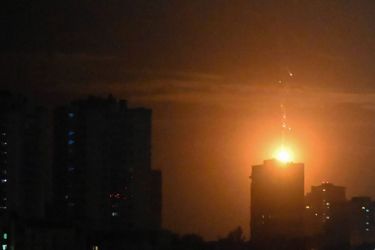 Putin dobra aposta com novo mega-ataque à Ucrânia - 10/07/2025