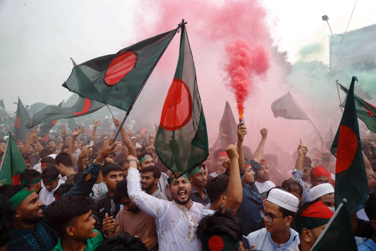 Bangladesh: Governo interino pede eleições para fevereiro - 05/08/2025 -
