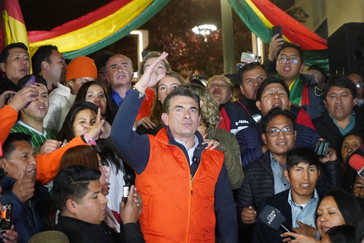 Bolívia:Mais votado defende interior e critica polarização - 18/08/2025 -