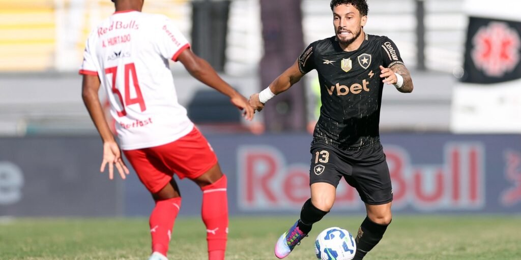 De olho no G4, Botafogo recebe Bragantino neste sábado pelo