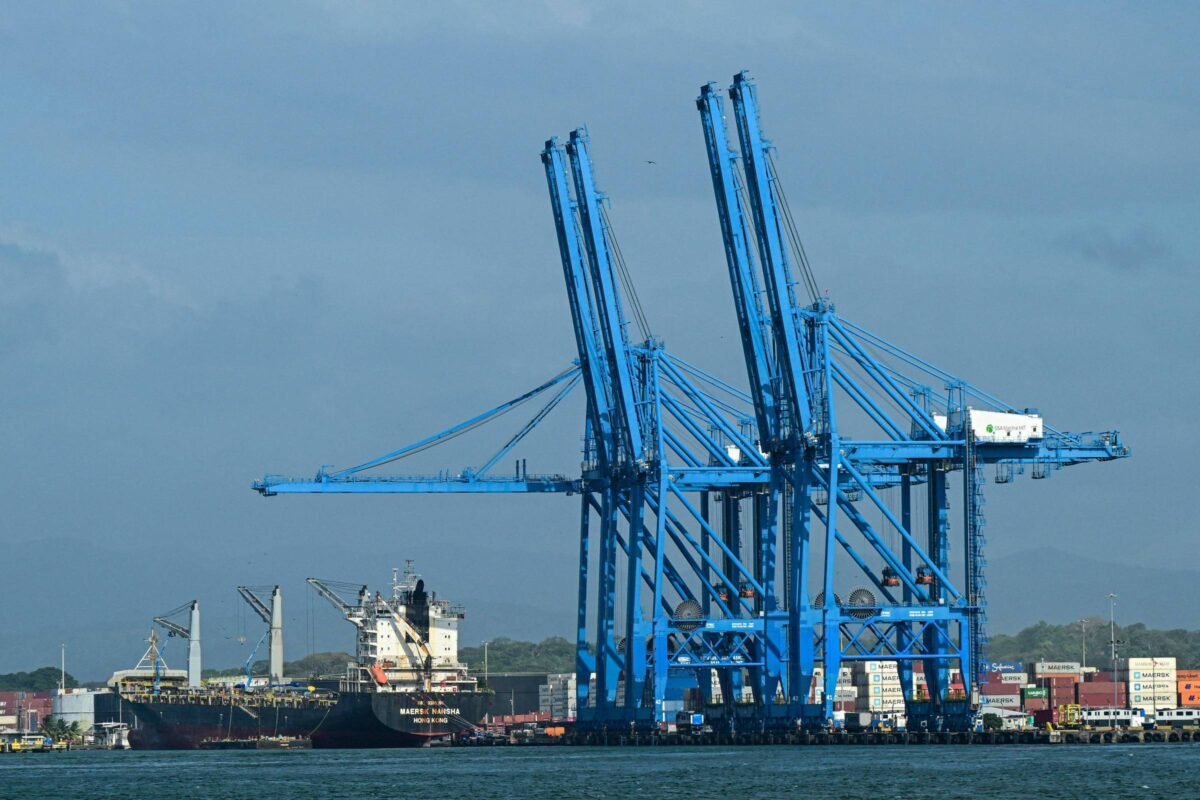 EUA e China trocam acusações sobre Canal do Panamá na