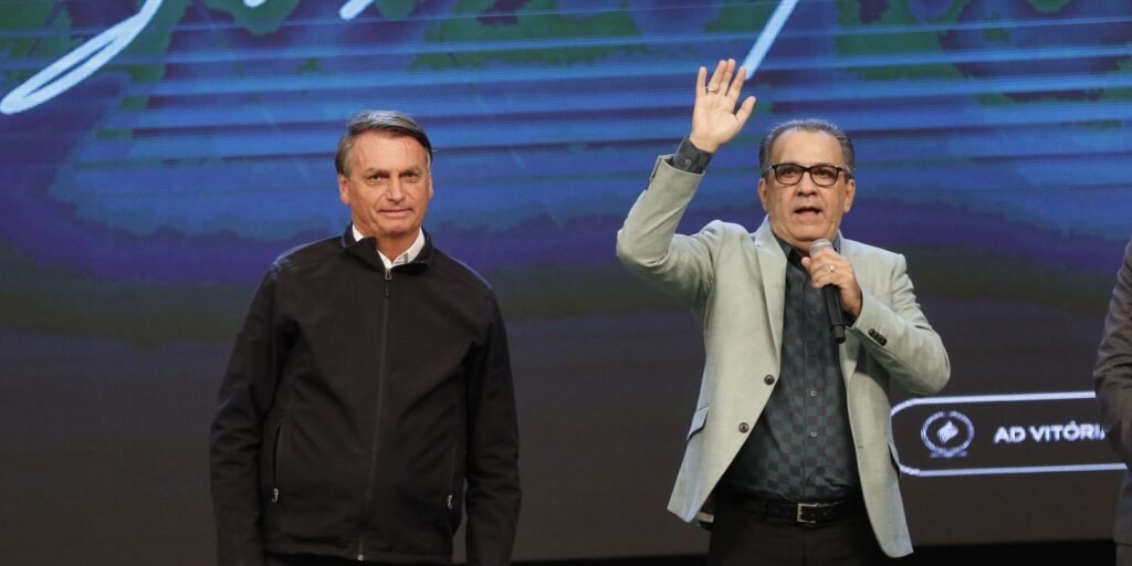 Em áudio a Bolsonaro, Malafaia ataca Eduardo por causa de