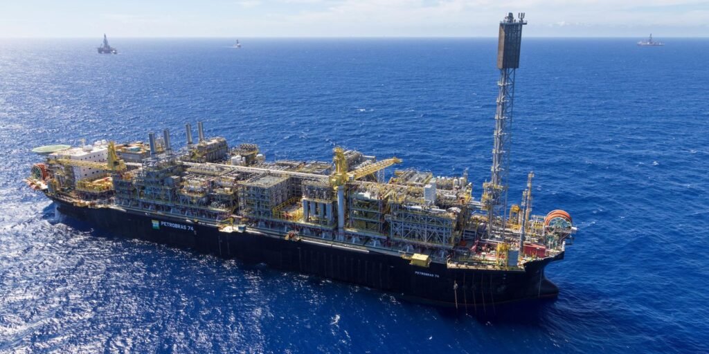 Federação critica lei que desobriga Petrobras de operar todo o