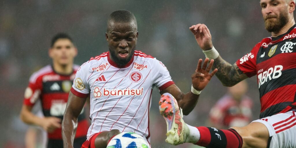 Fla e Inter iniciam disputa por vaga nas quartas da