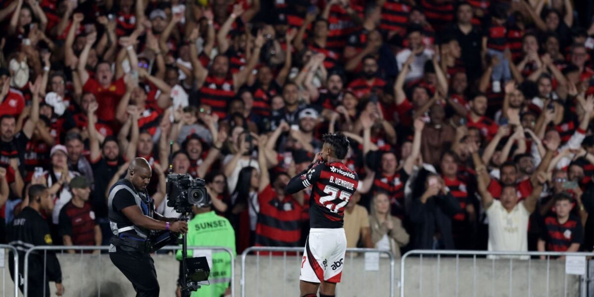 Fla vence e abre vantagem sobre Inter nas oitavas da