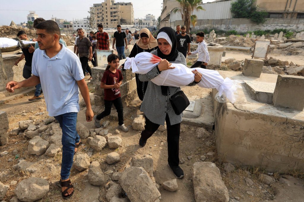 Israel inicia incursão em Gaza; ataques matam dezenas - 13/08/2025